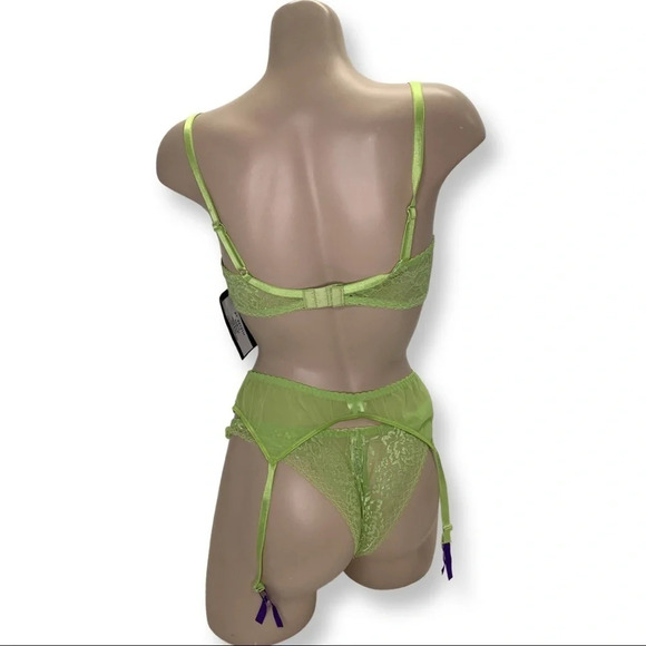 Escante lace lime green lingerie set size medium New With Tags - Picture 3 of 4